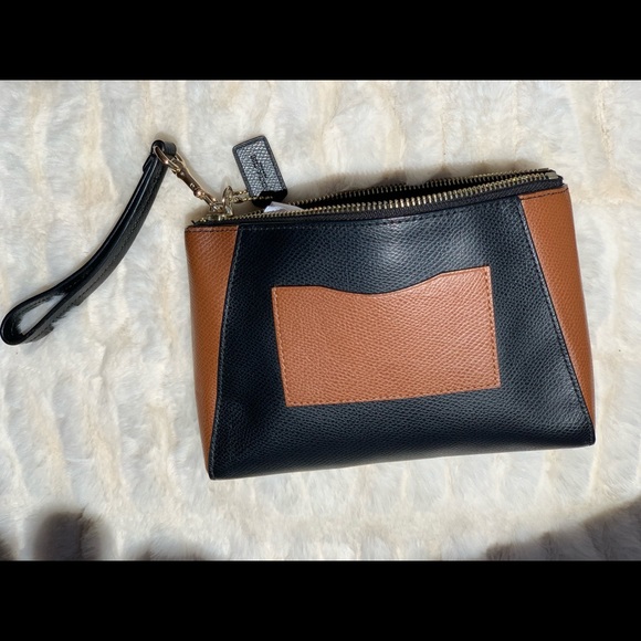 Coach wallet 💯 Authentic - Picture 4 of 4